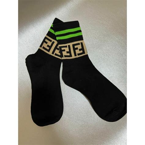 fendi 靴下